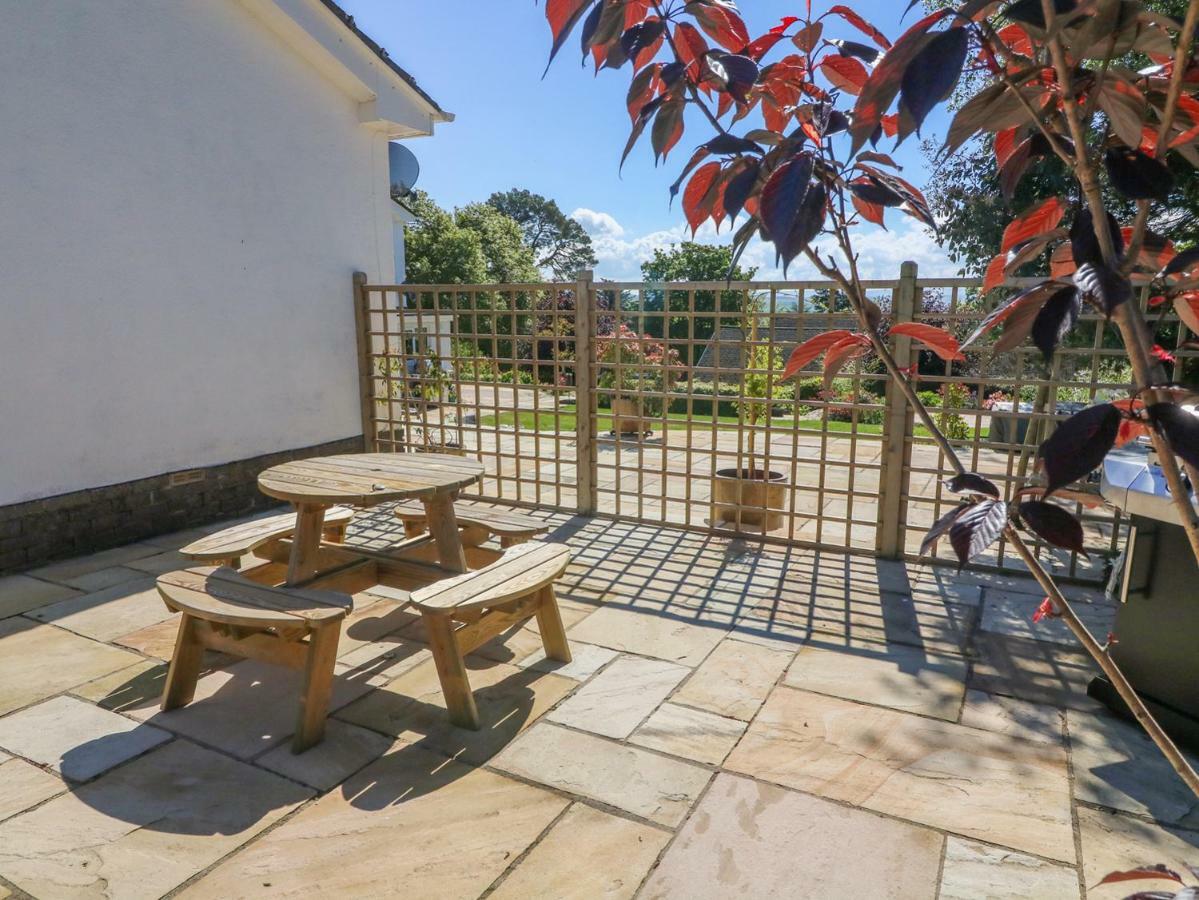Moss Cote Villa Milnthorpe Buitenkant foto
